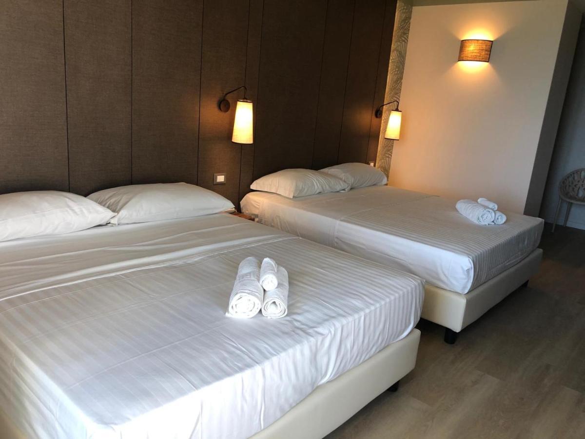 Chambre avec 2 Grands Lits Queen-Size