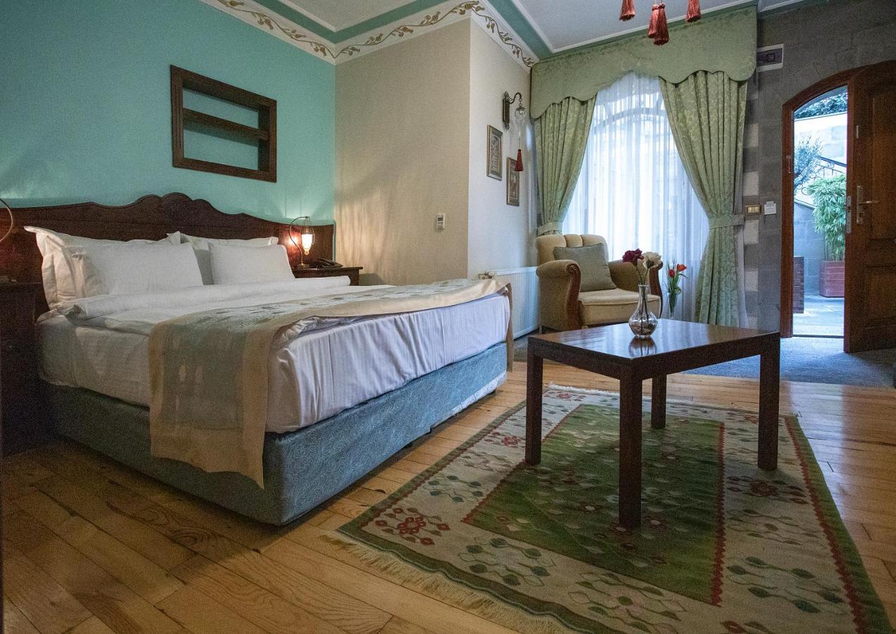 Standard Double or Twin Room,1274878081:JPEG
