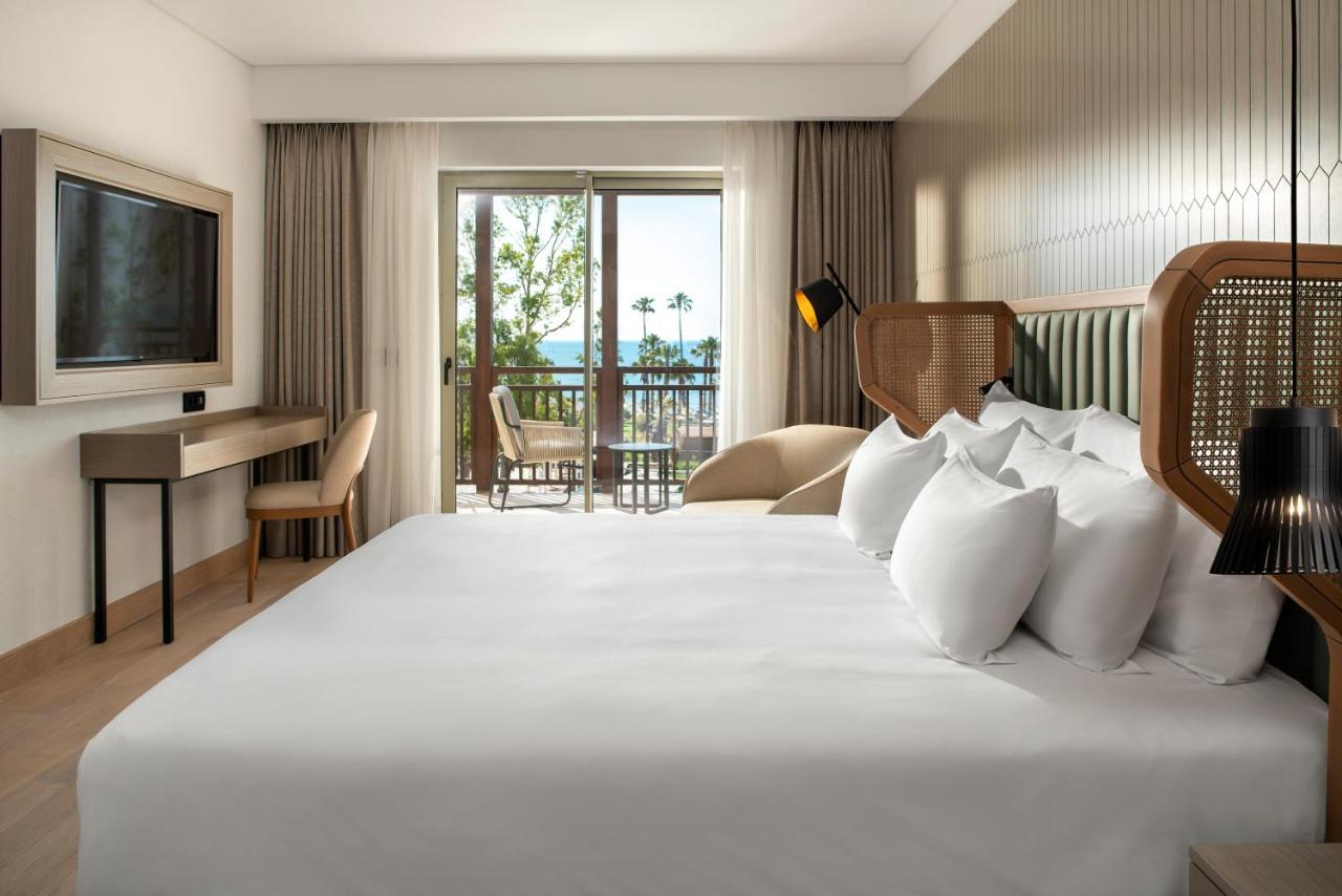 Suite mit Meerblick und Terrasse.