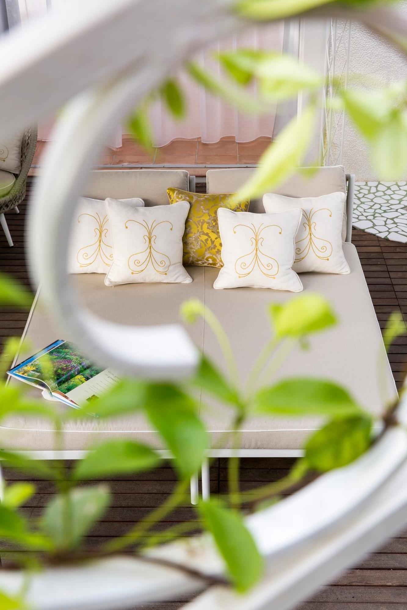 Superior Double Room Terrace Garden View