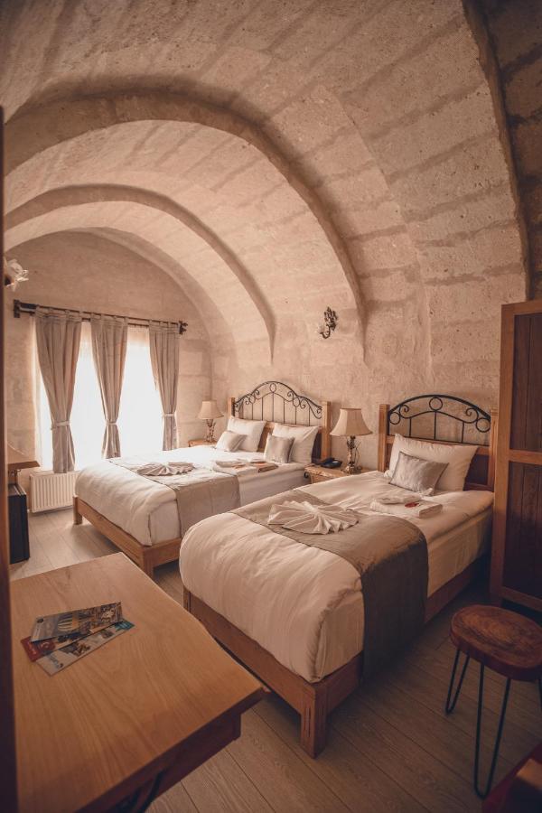 Family Room,1153595916:JPEG