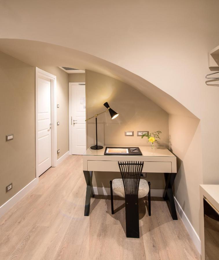Suite with Double Queen Bed,1163774799:JPEG