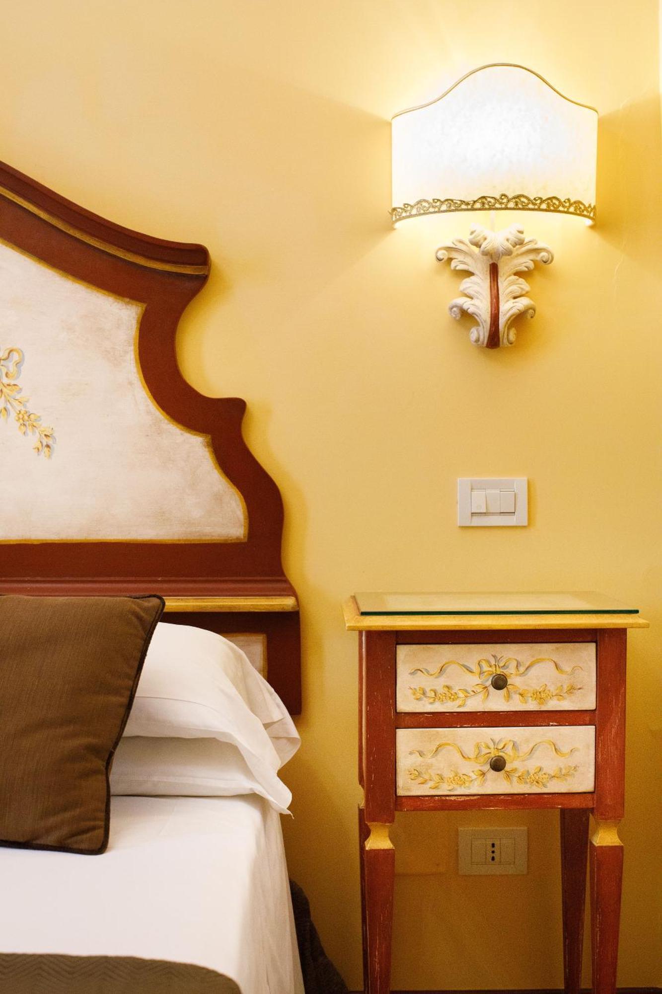Classic Double Room,1769494008:JPEG