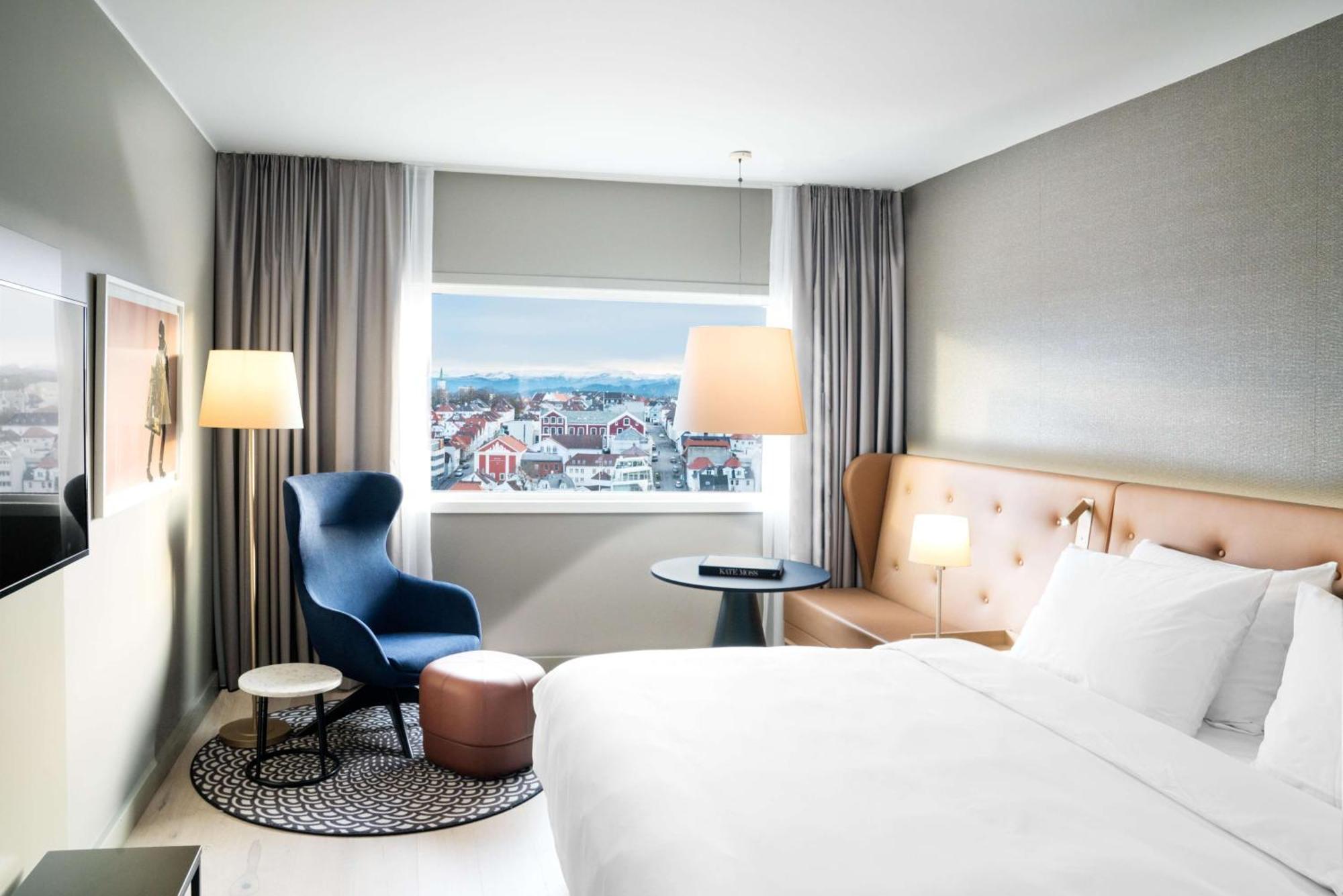 Premium Room Panoramic City View,1438749184:JPEG
