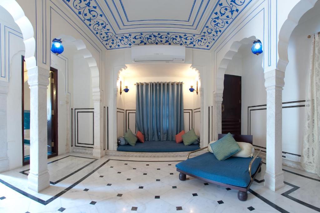 Heritage Signature Suite