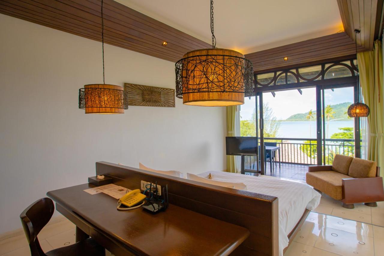 Deluxe Villa Sea View