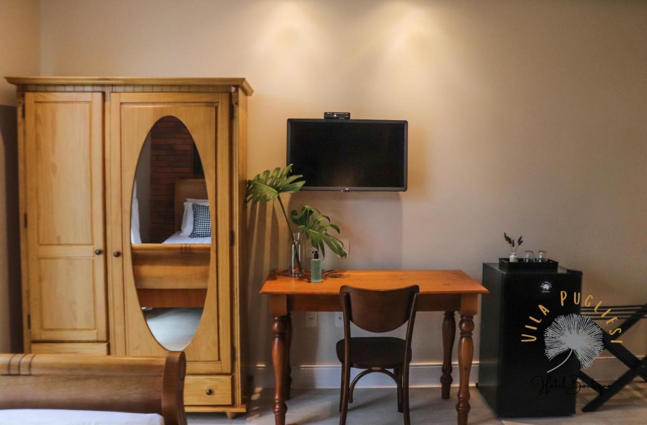 Twin Room,1400638976:JPEG