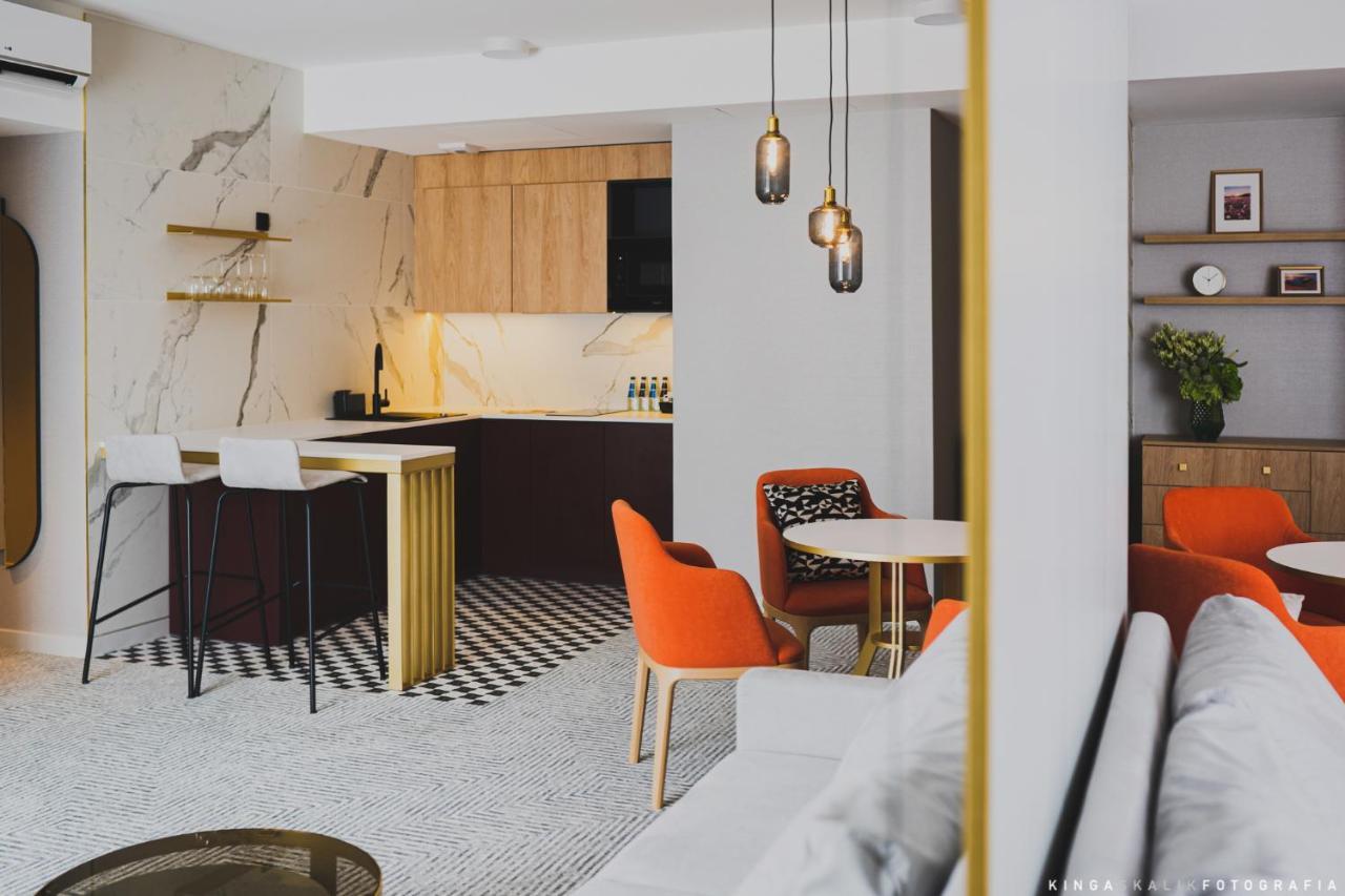 Appartement met 1 Kingsize Bed en 1 Slaapbank