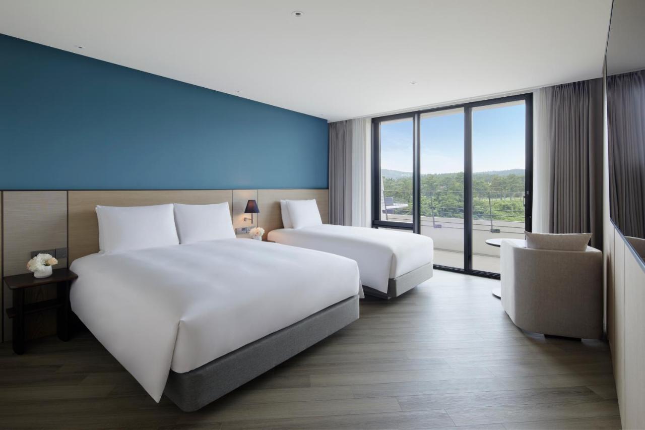 Deluxe Familiekamer met 2 Aparte Bedden