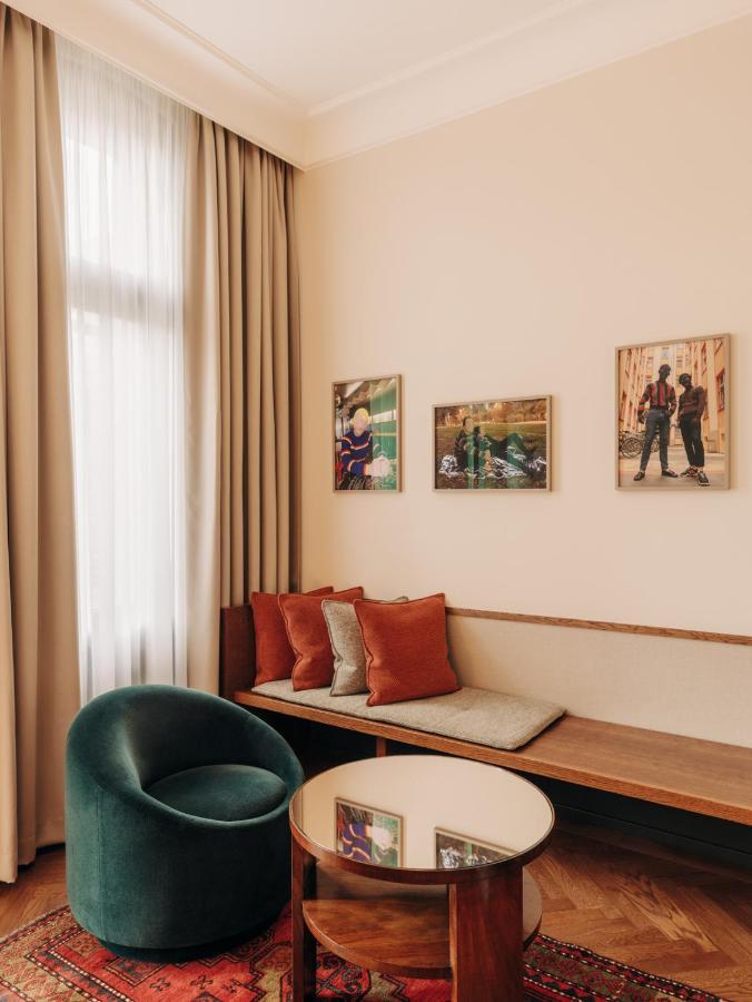 Deluxe Double Room,1549052353:JPEG