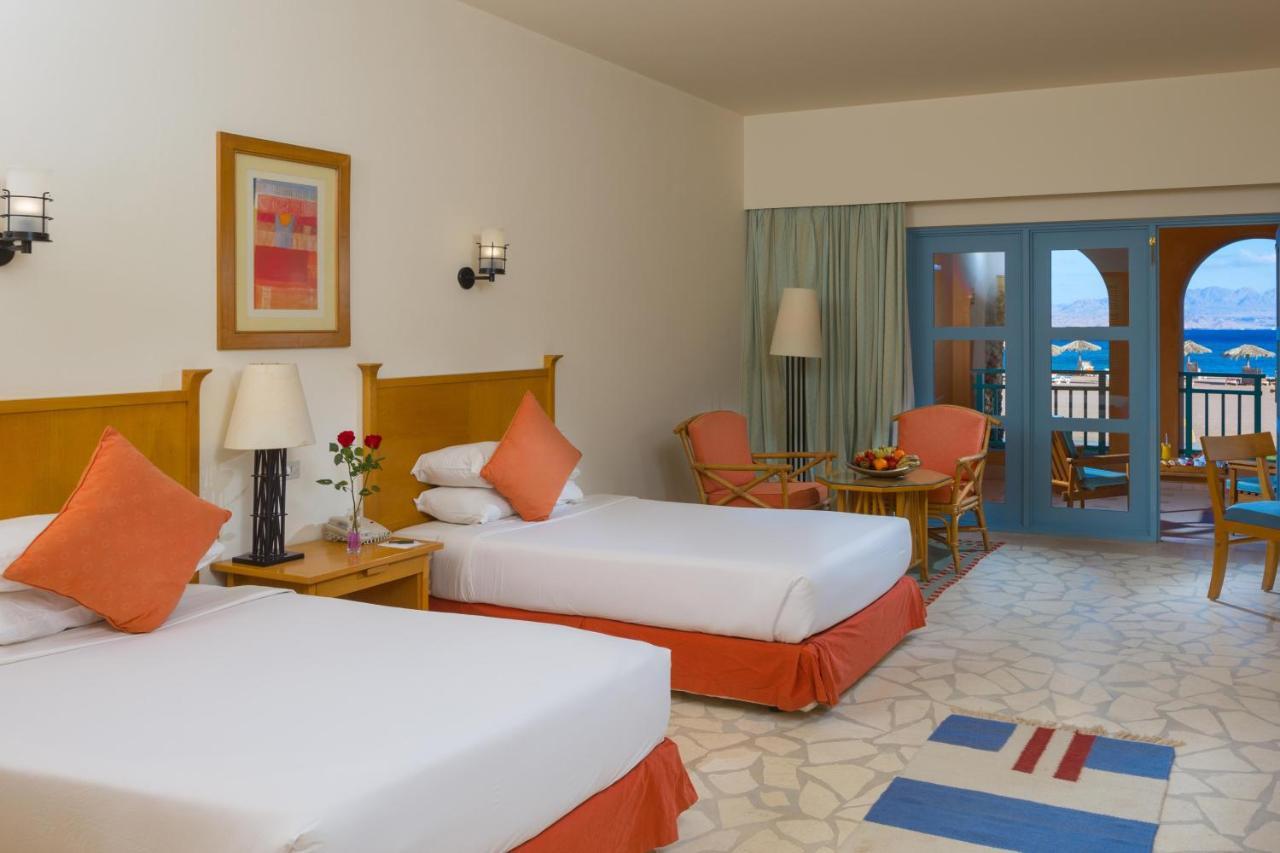 Chambre Lits Jumeaux Standard - Vue sur Piscine et Mer