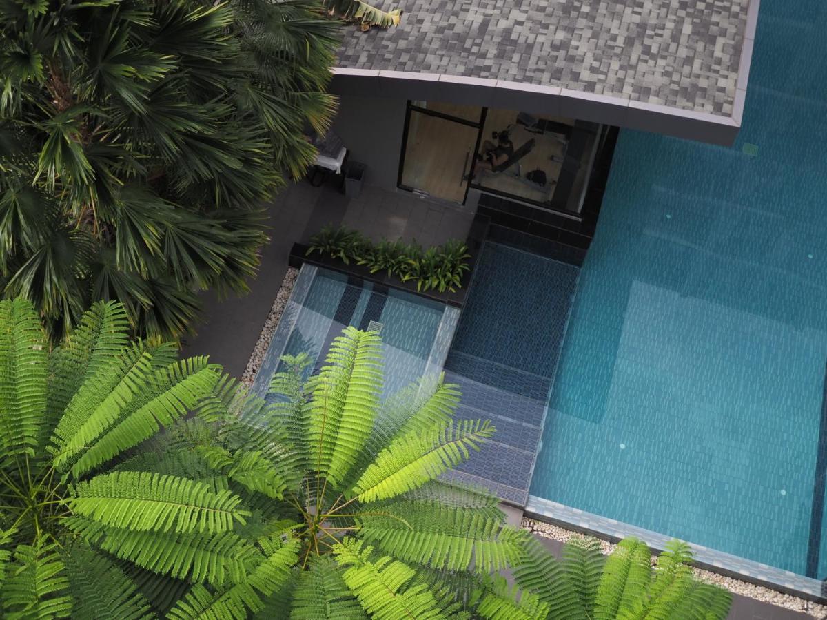 Deluxe Double or Twin Room Pool View