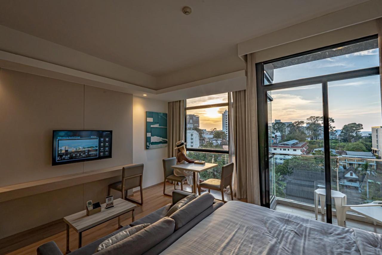 Deluxe Double or Twin Room Pool View