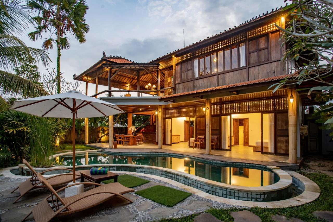 Villa de 3 dormitorios con piscina privada y vistas a los arrozales