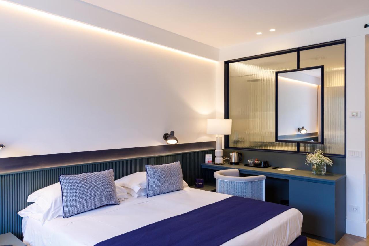 Deluxe Doppel-/Zweibettzimmer mit Balkon