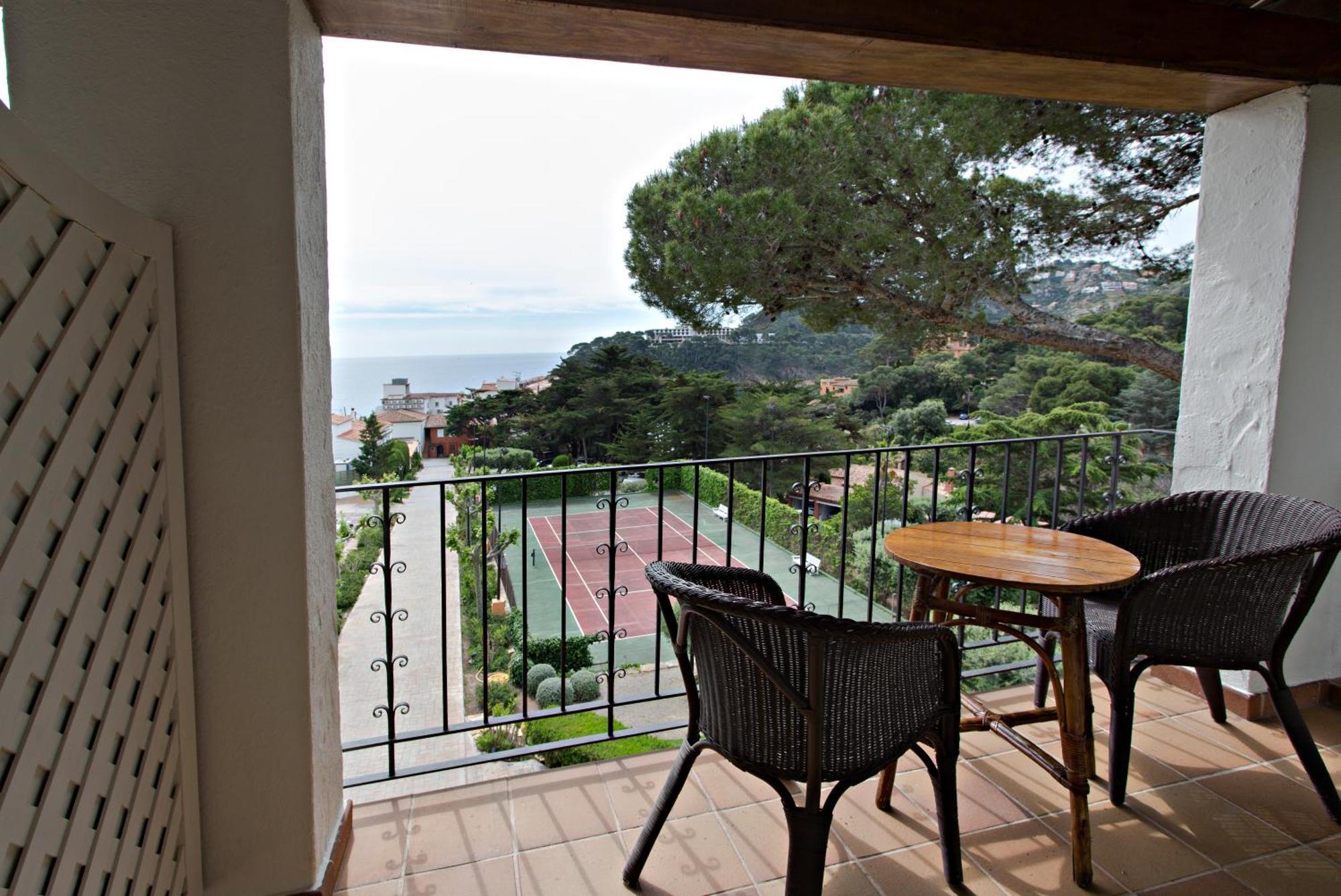 Double or Twin Room Terrace Garden View