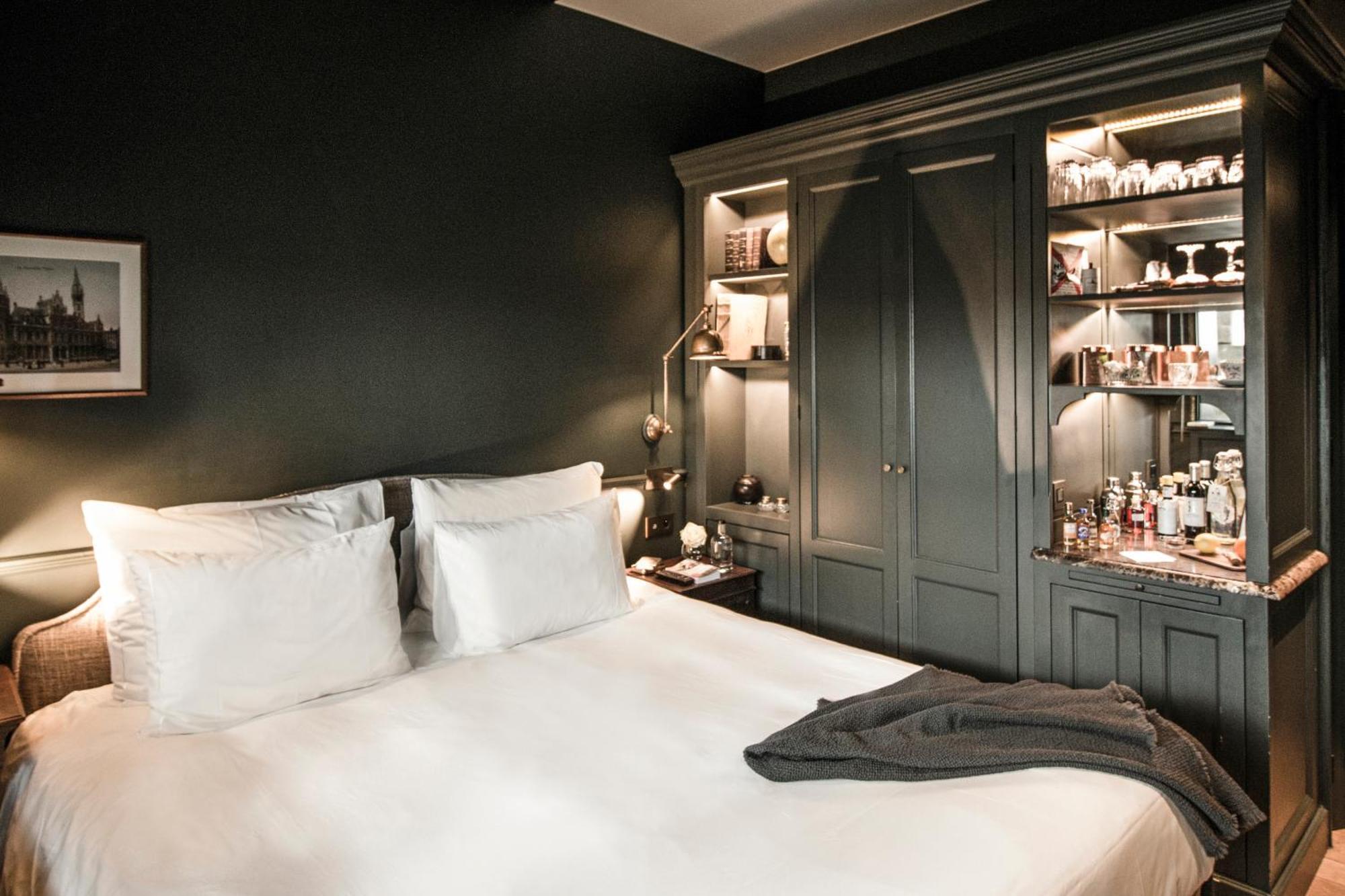 Small Double Room,1448146459:JPEG