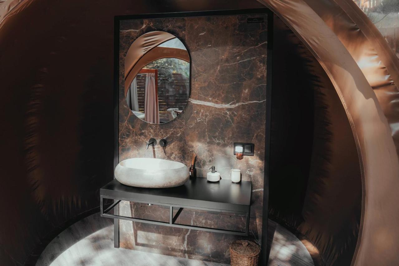 Double Room,1469361707:JPEG