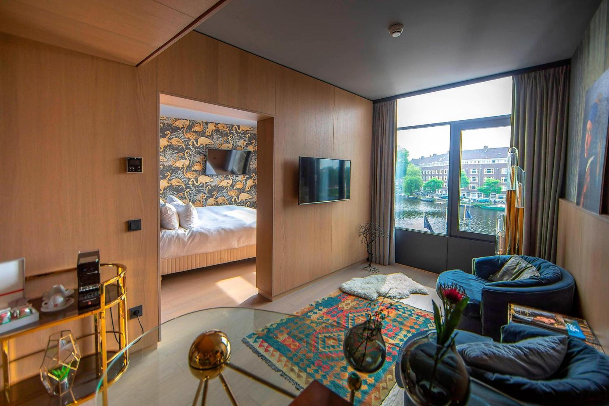 Suite King Design con Vista Canale
