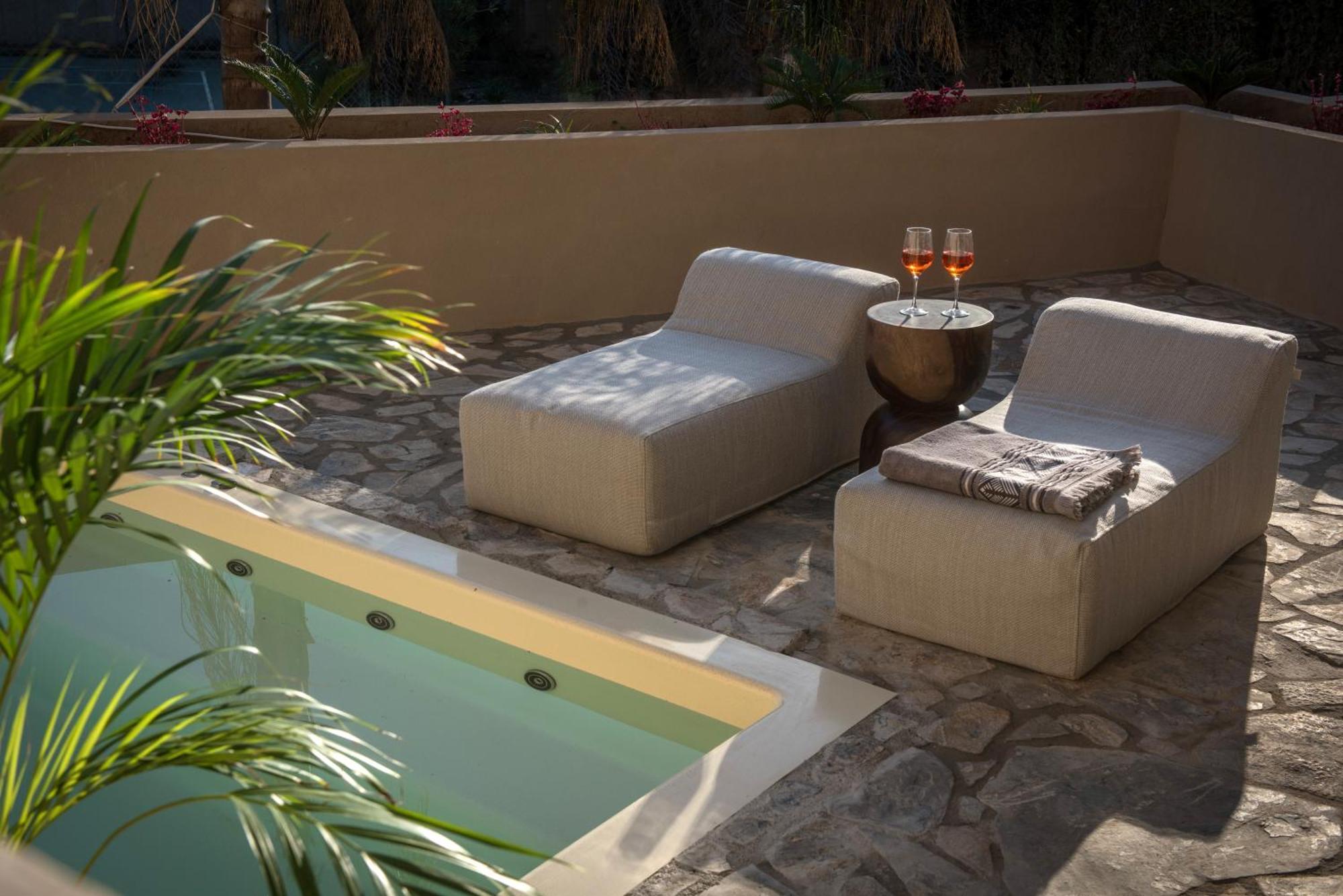 Double Room Plunge Pool