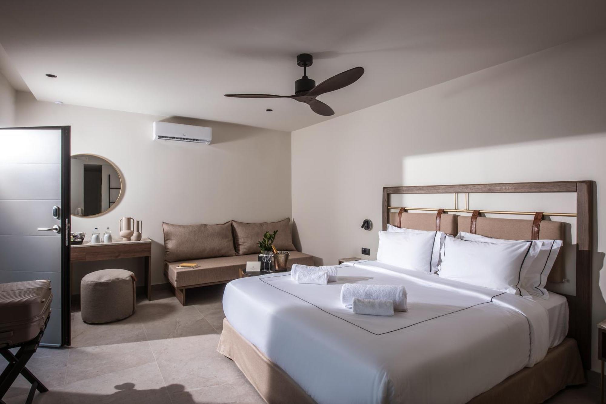 Superior Room Jacuzzi Sea View