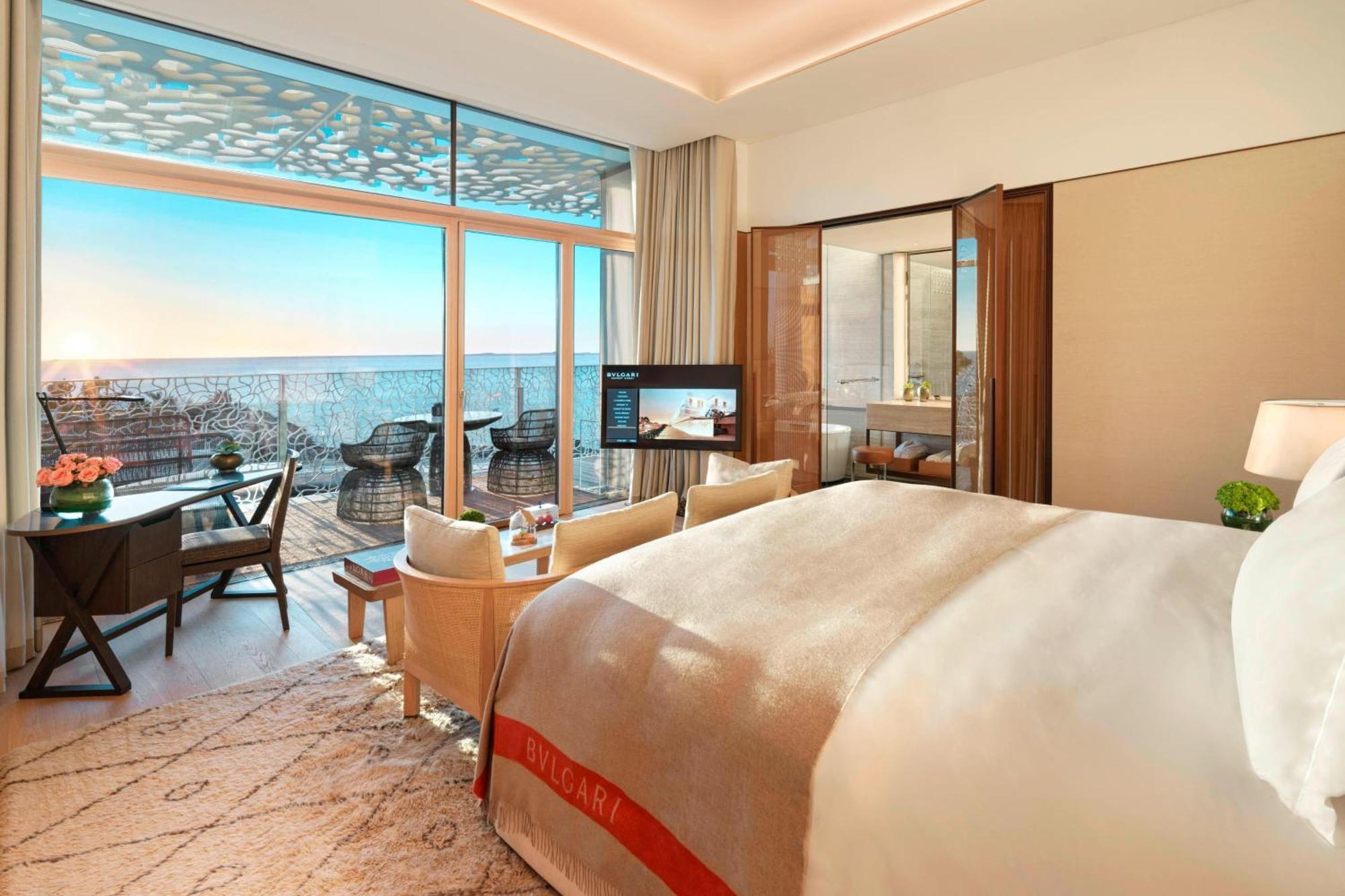 Quarto Deluxe com Cama King-size, Varanda e Vista da Praia