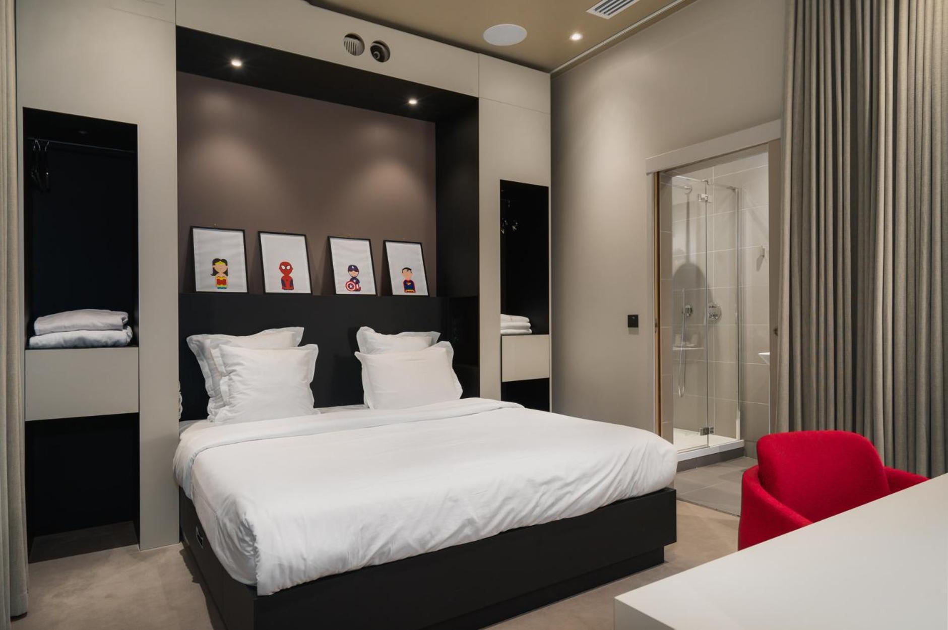 Double Room without Daylight