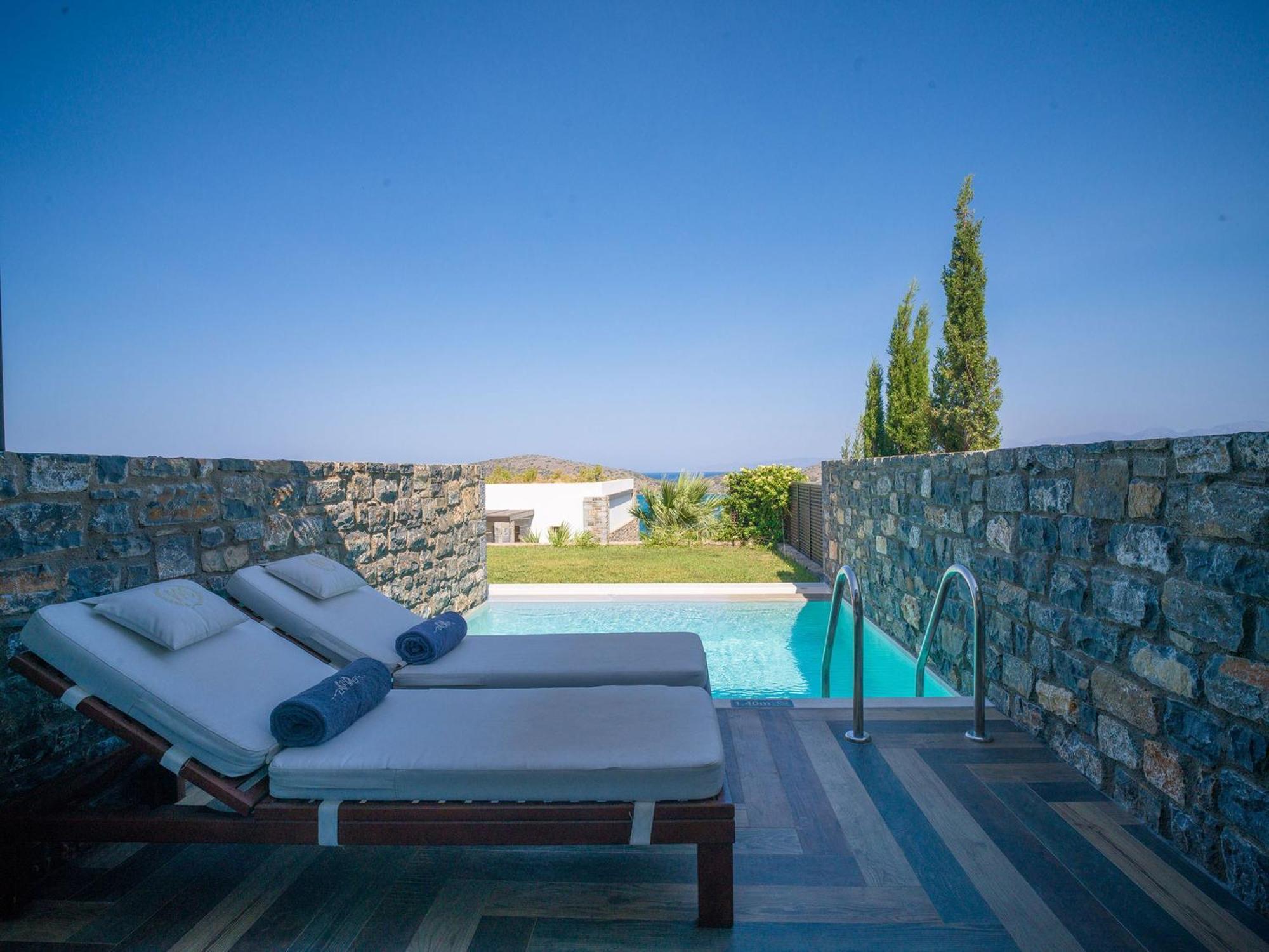 Deluxe Room Private Pool Sea View