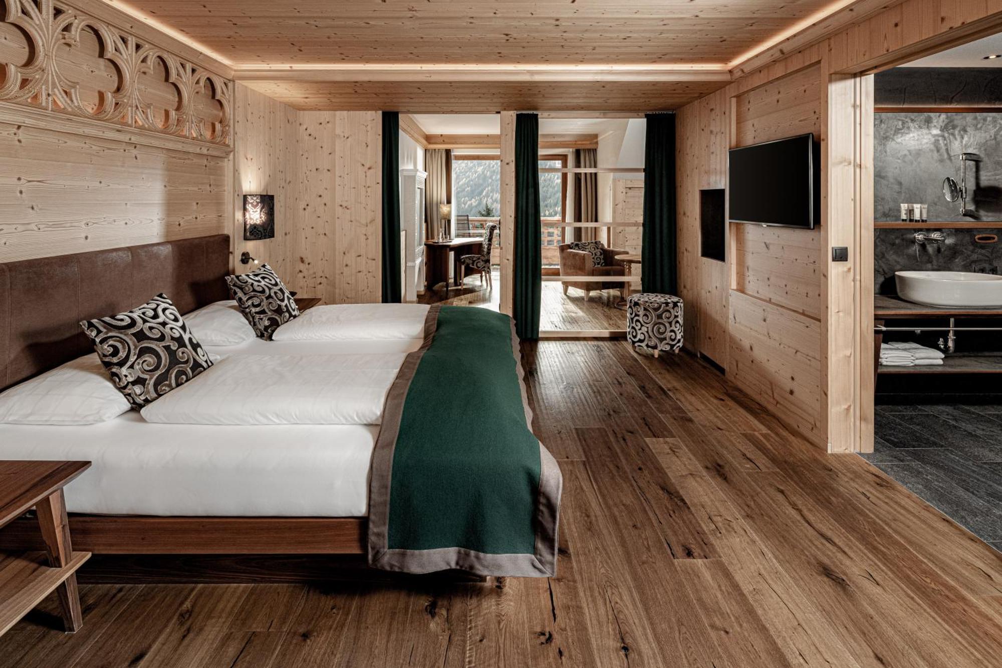 Suite Deluxe con Vista Montagna