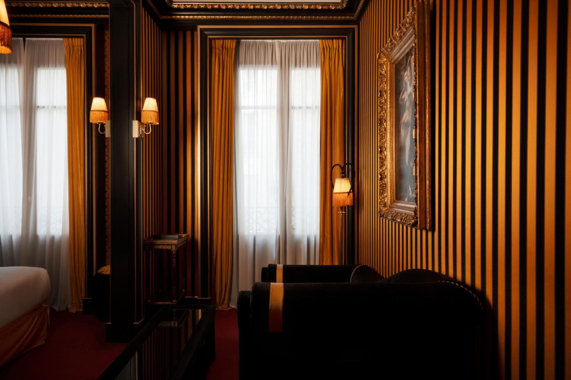 Two-Bedroom Suite,1546632229:JPEG