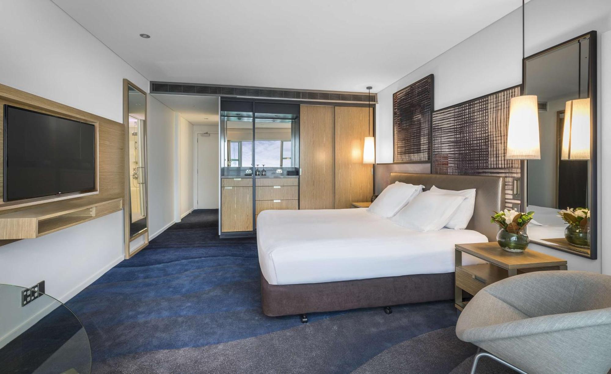 Deluxe King Room Harbour View,1547988127:JPEG