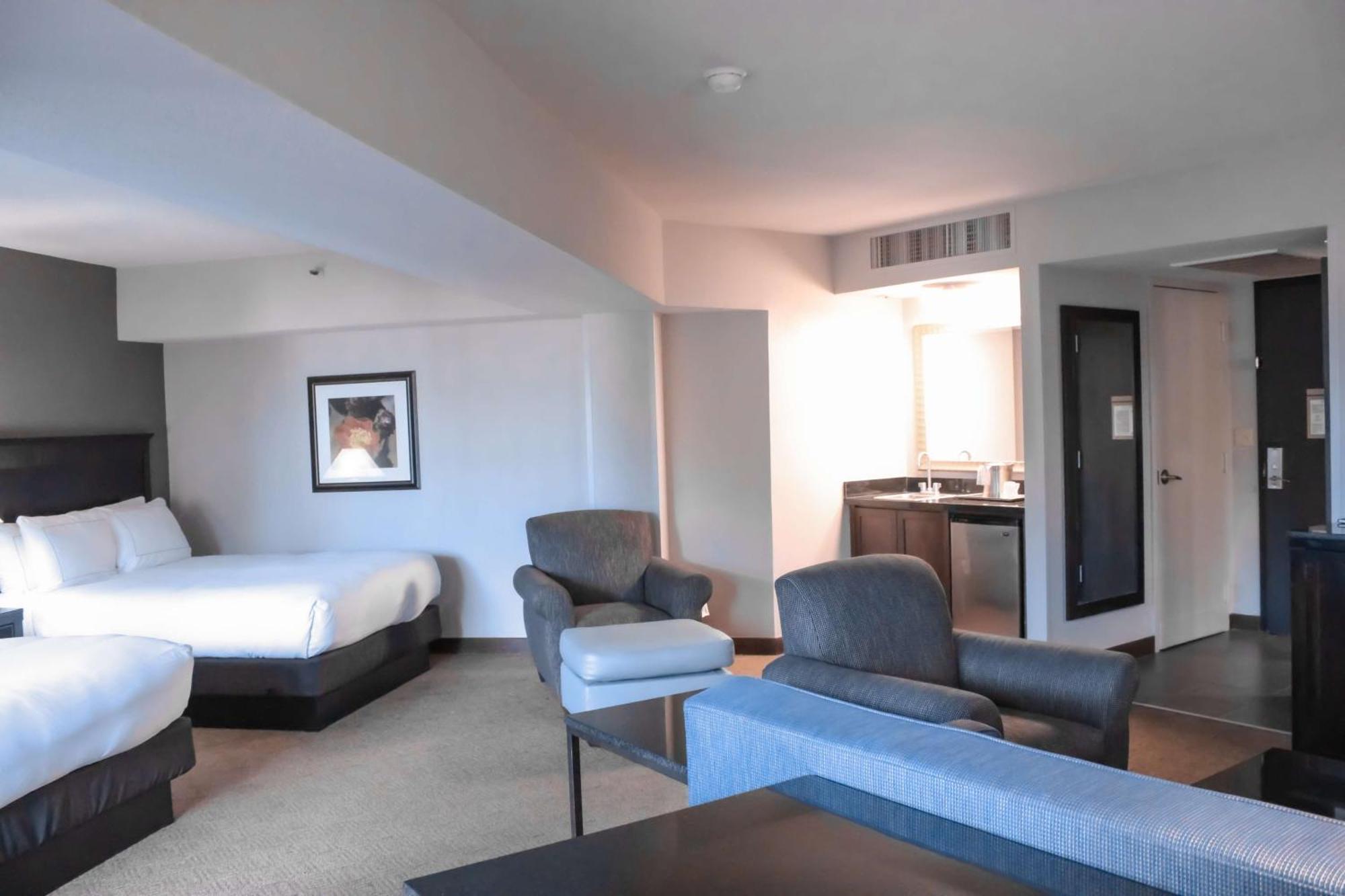 Junior Queen Suite Balcony,1705945292:JPEG