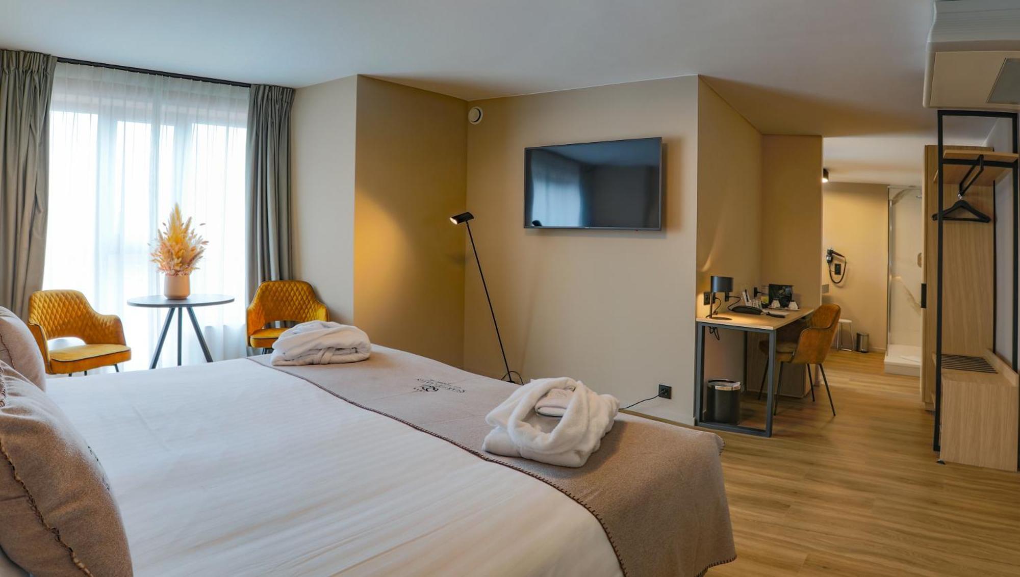 Executive Suite