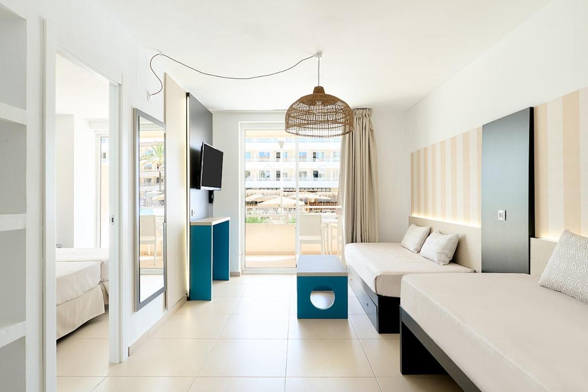 Suite Splash View,1592315632:JPEG