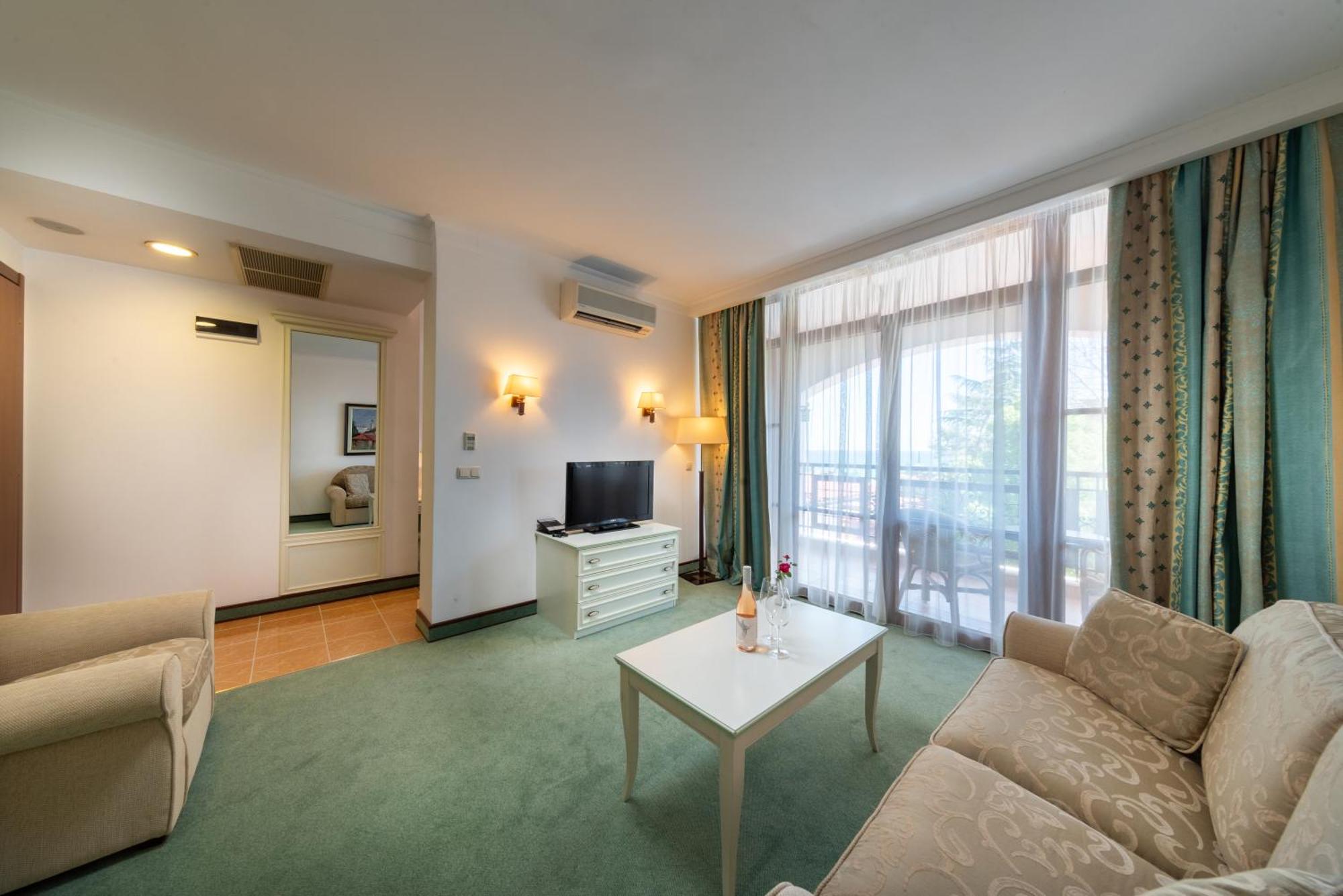Suite Beach Access
