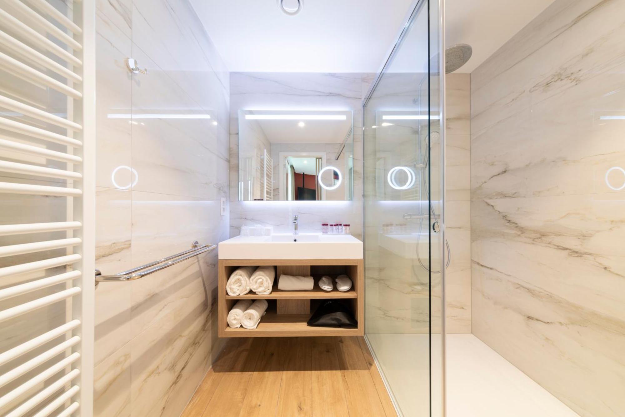Standard Double or Twin Room,1603281194:JPEG