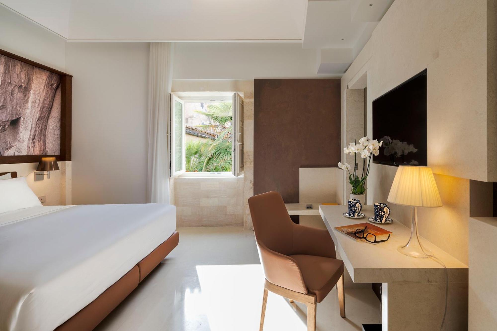 Double Room Garden View