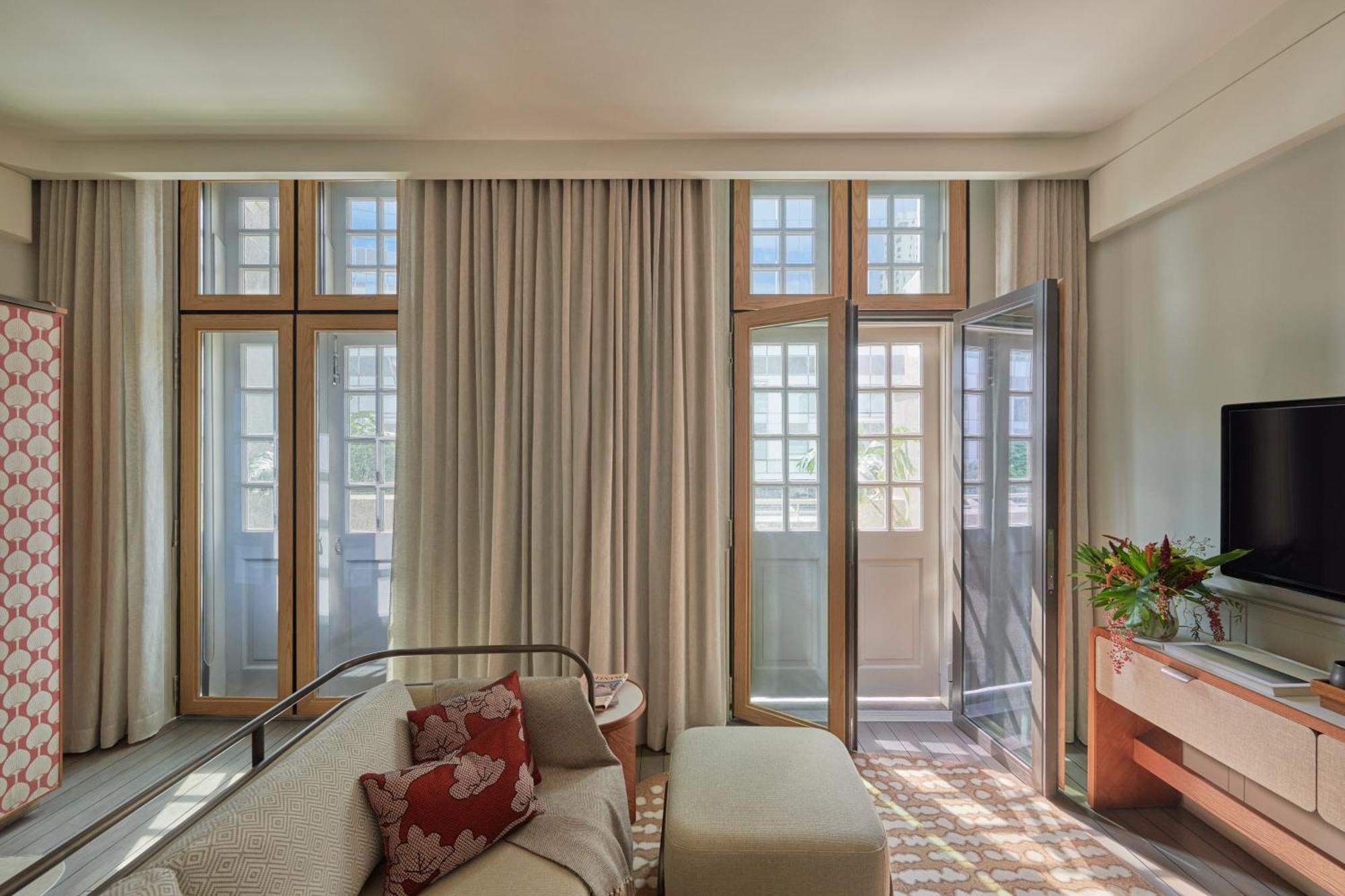 Heritage Balcony Suite,1621405017:JPEG