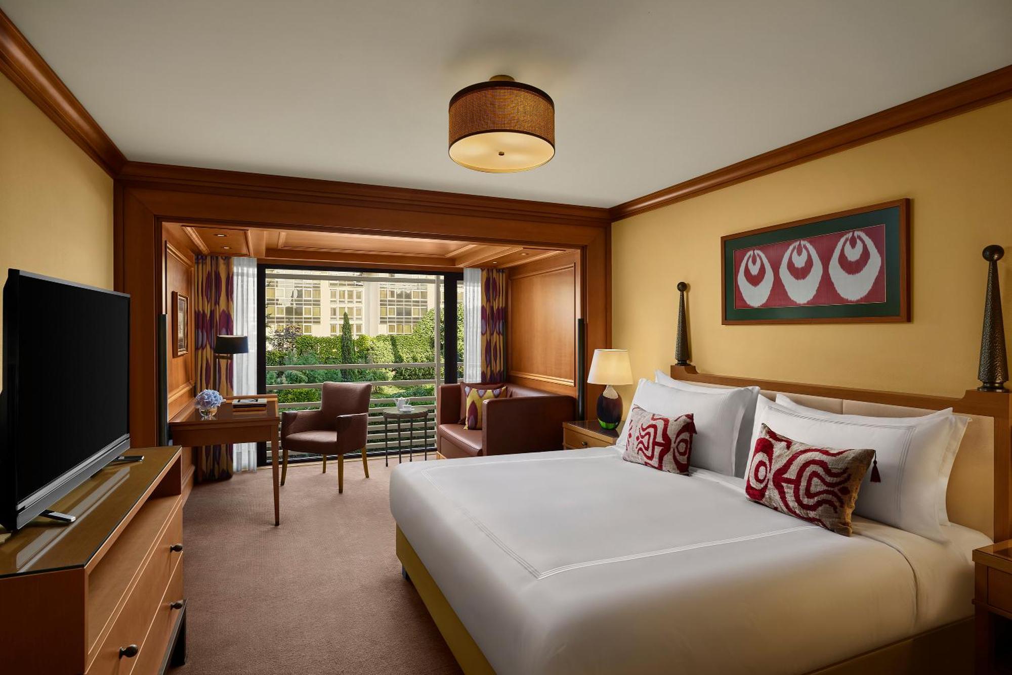 Superior Kamer met een Kingsize Bed en Uitzicht op het Park