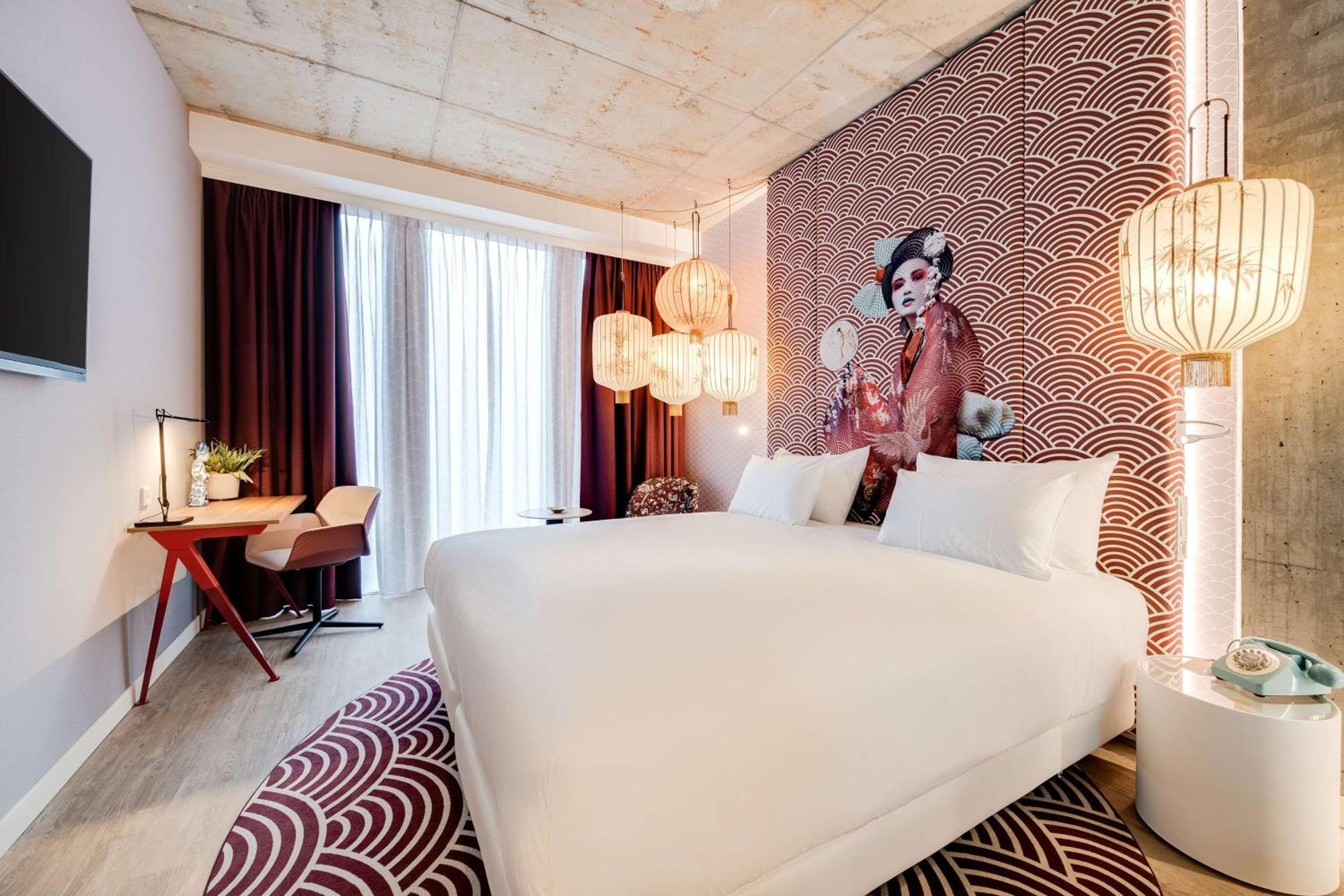 nhow Premium Room with View and Bath,1743238260:JPEG