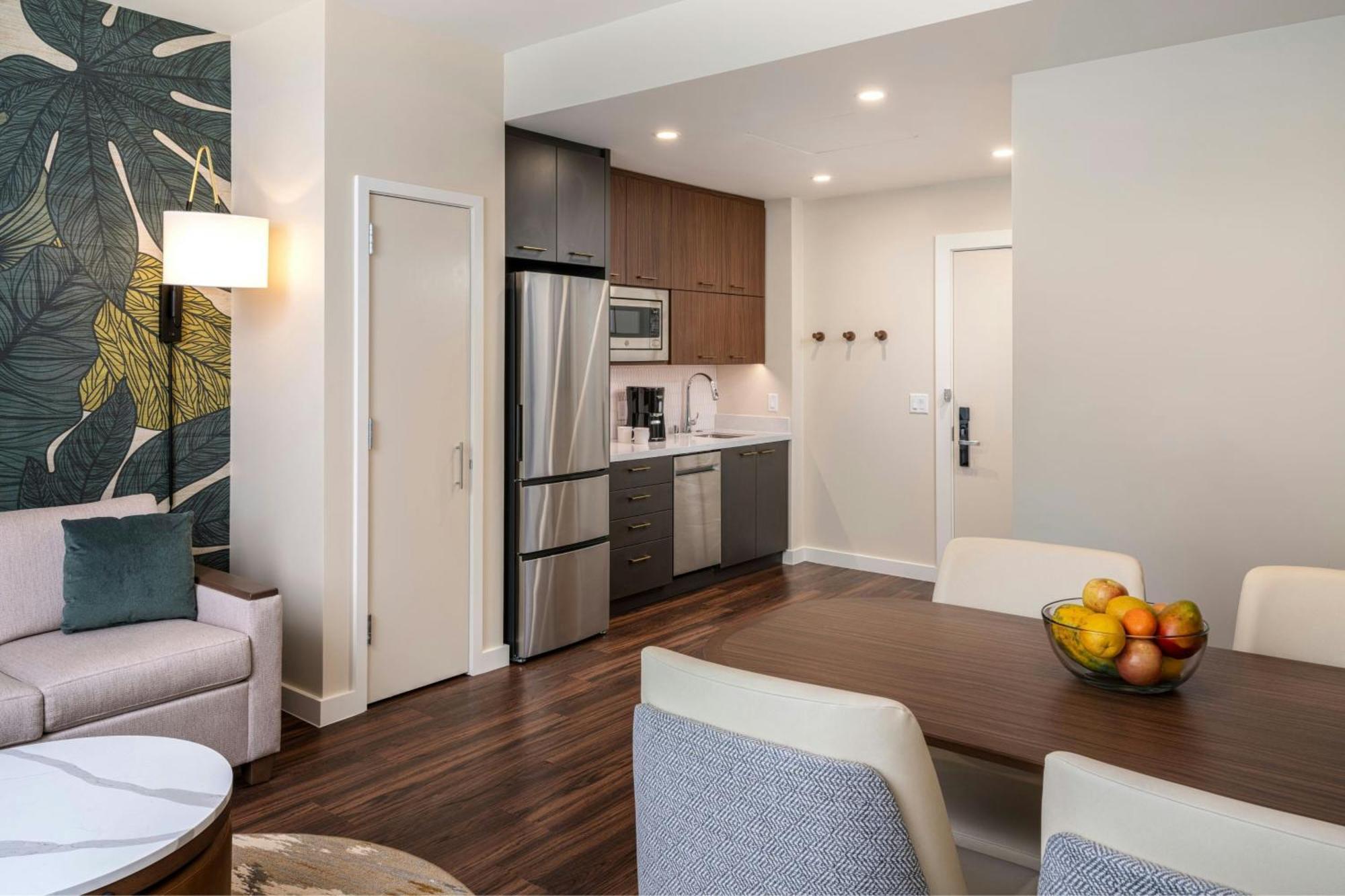 One-Bedroom Double Suite with Sofa Bed,1641274604:JPEG