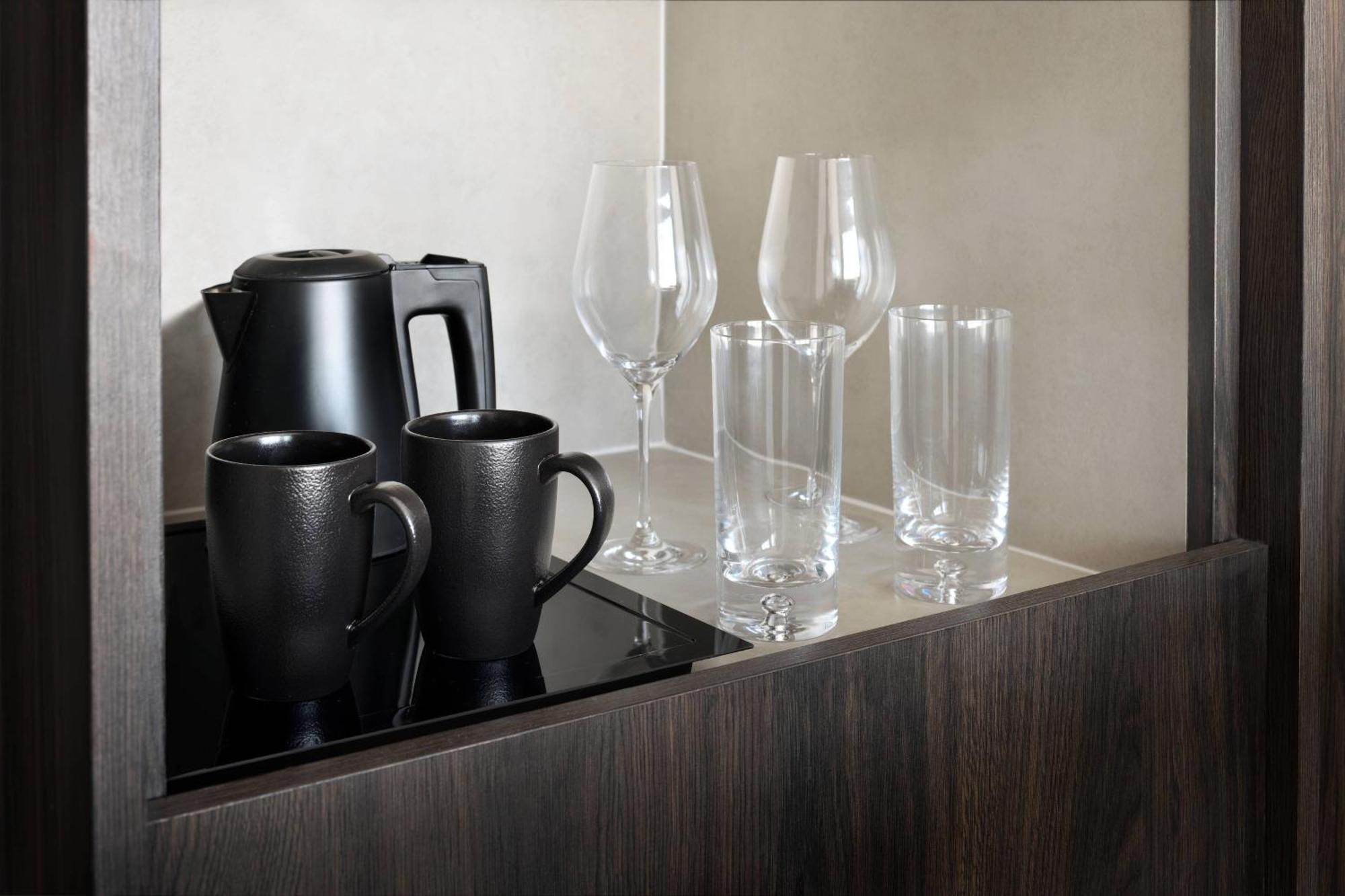 Junior King Suite & Ladies Spa indulge more less,1643234443:JPEG