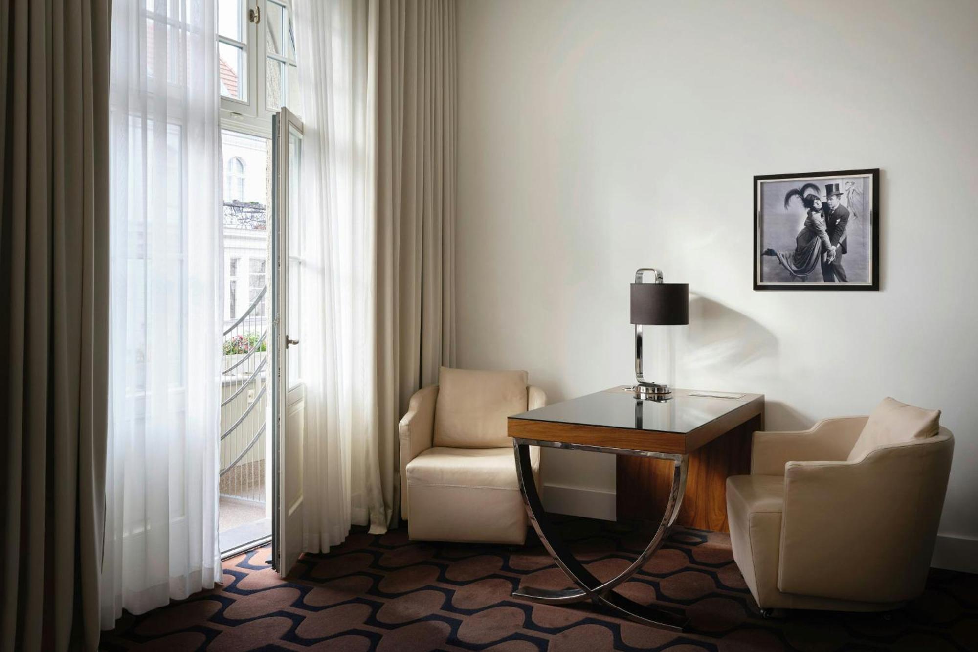 Superior Room 1 King Balcony