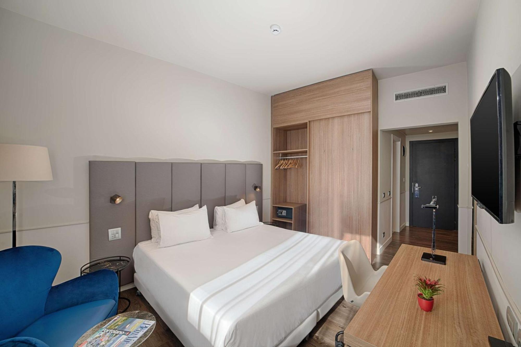 Standard Double Room,1685057147:JPEG