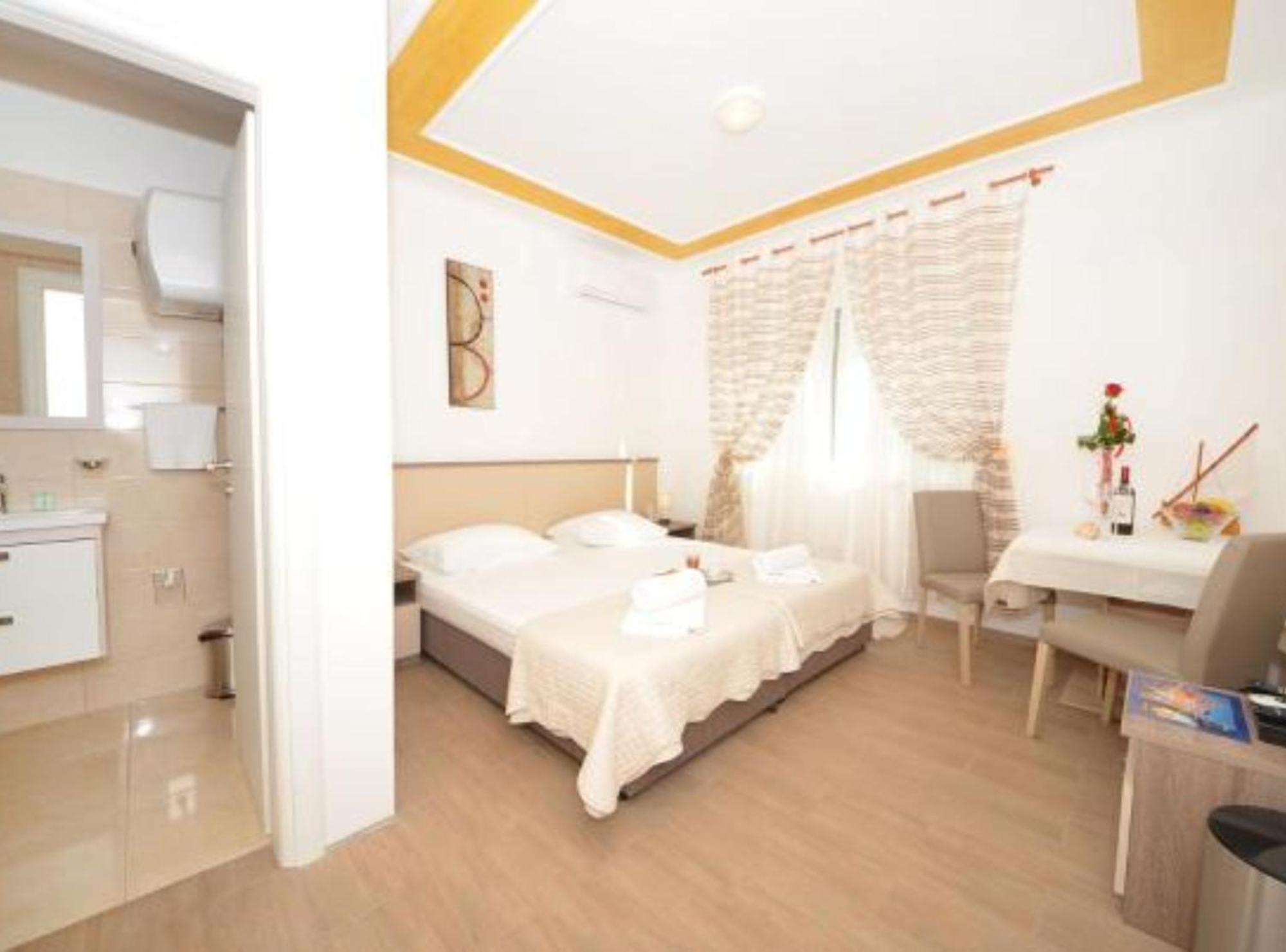 Twin Room with Private Bathroom,1685096931:JPEG
