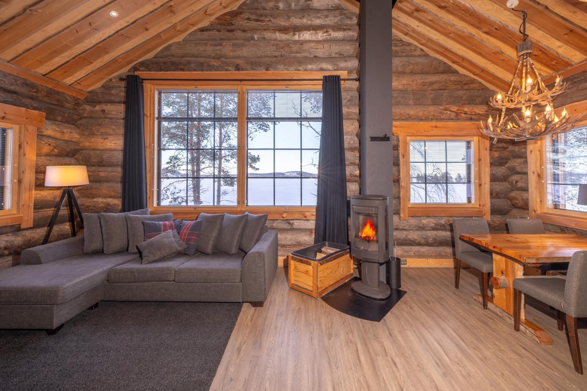 Log Cabin