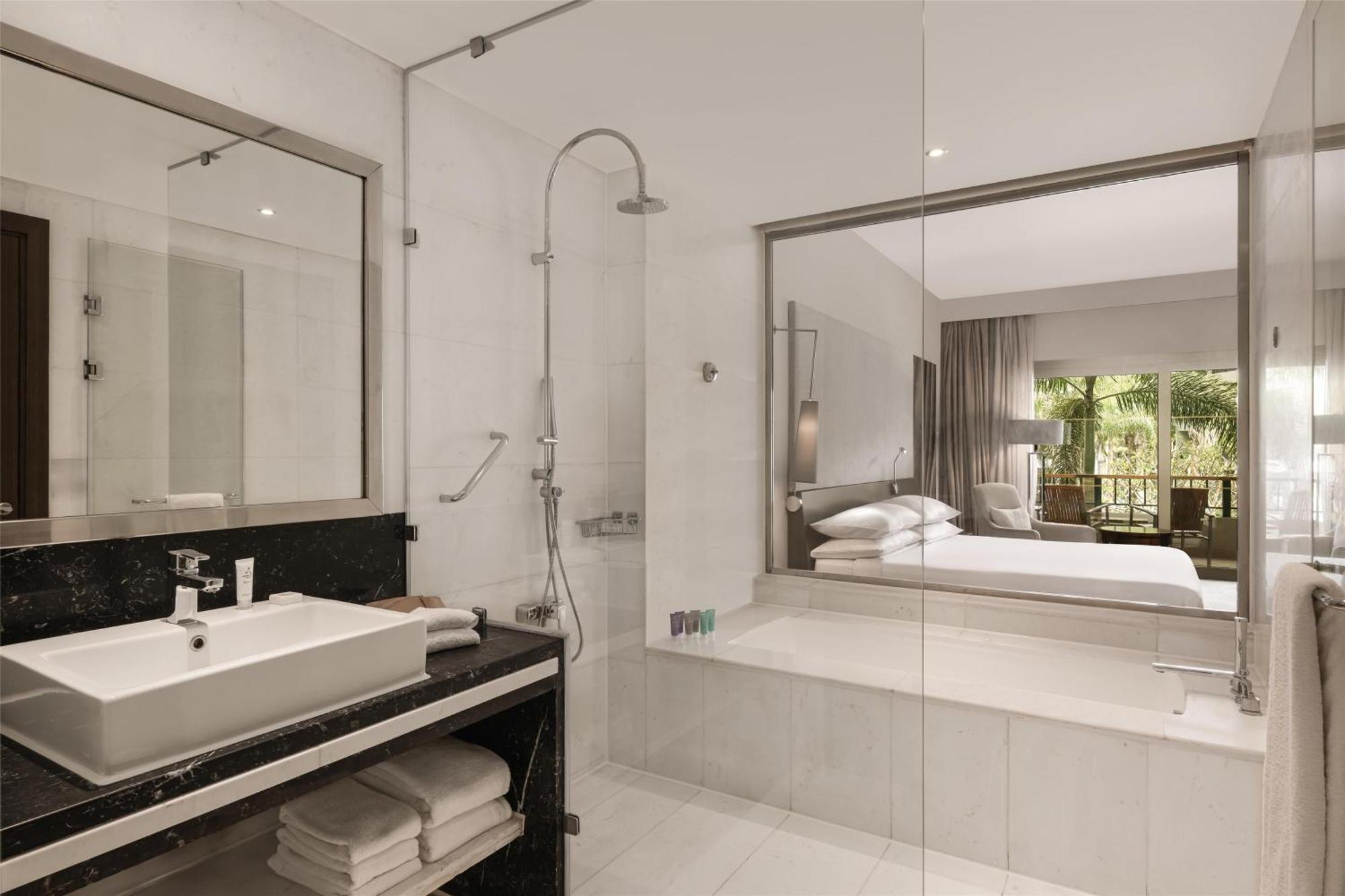 Deluxe Club Room