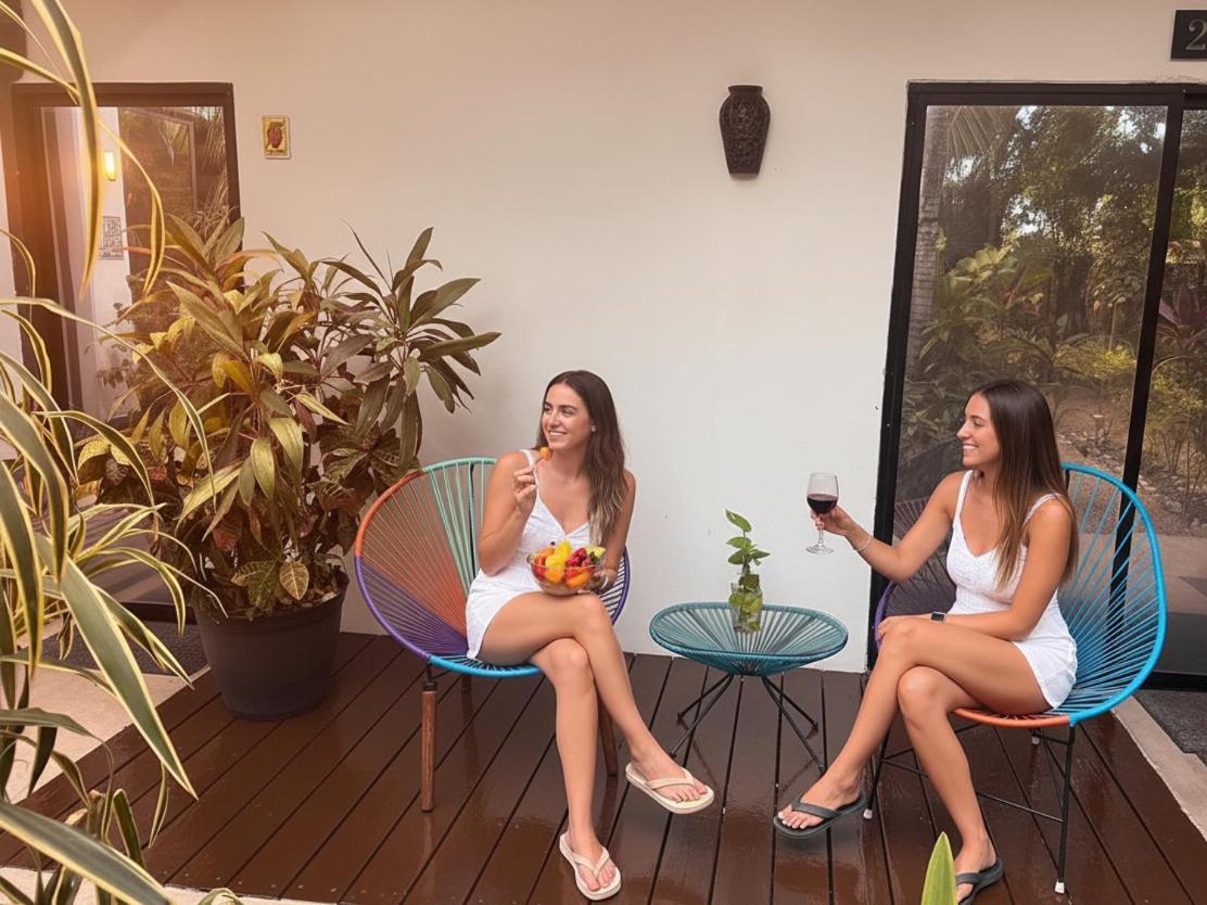 Queen Room Garden View