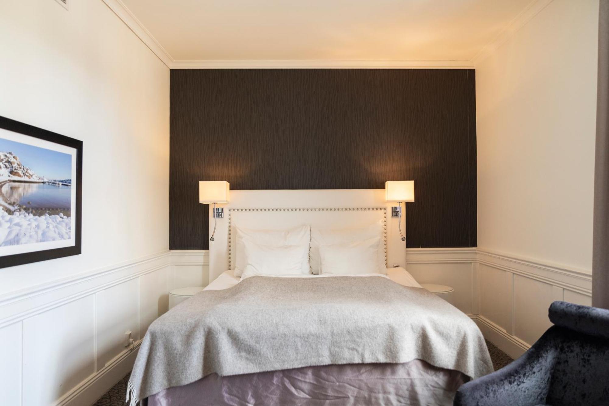Standard Double Room,1705570185:JPEG
