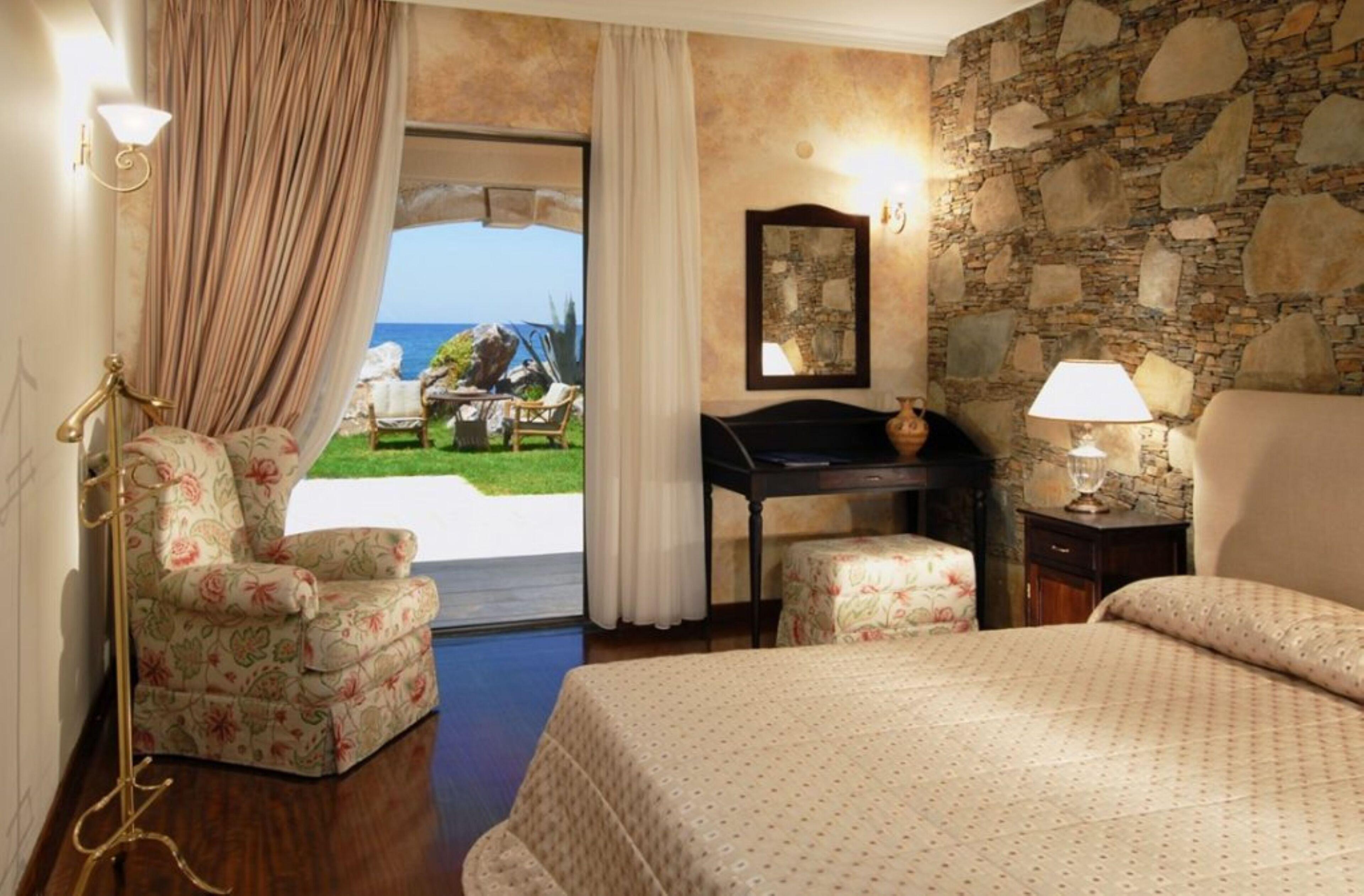 Mythica Two Bedroom Beachfront Villa Private Pool,1714009290:JPEG